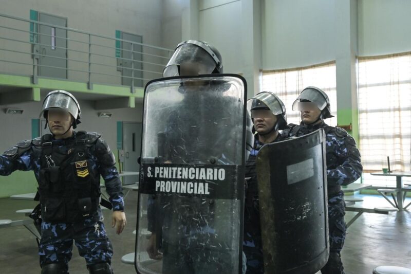 Mendoza refuerza la seguridad en cárceles con una nueva fuerza especializada