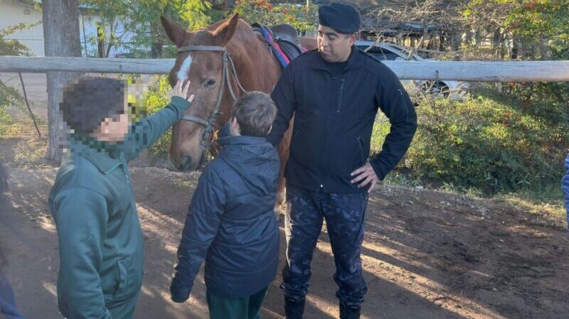 En el Día del Animal, alumnos recorrieron la Policía Montada del Sur mendocino