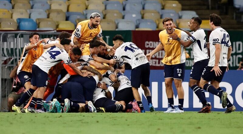 Independiente Rivadavia sigue haciendo historia: venció 2-1 a Fluminense en el Maracaná