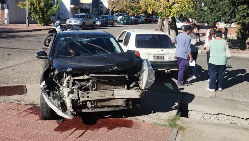 Violento choque en Santa Fe y Avellaneda
