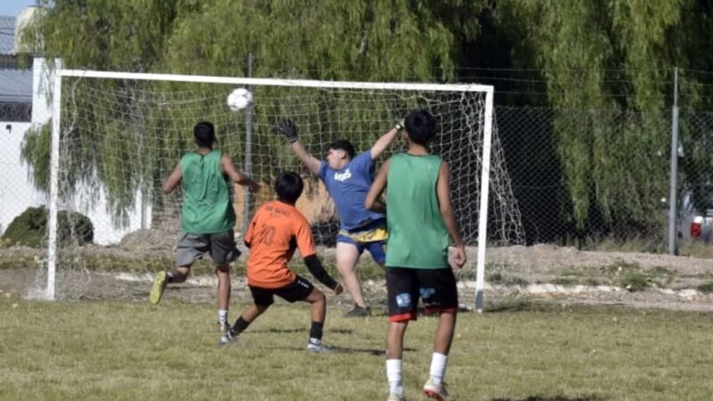 Últimos días para anotarse al torneo de fútbol para estudiantes secundarios