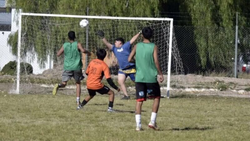 Últimos días para anotarse al torneo de fútbol para estudiantes secundarios