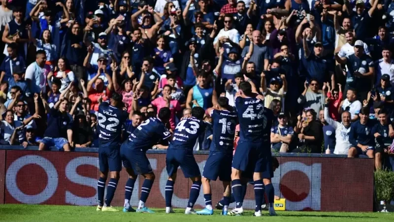 Paliza histórica en el clásico, la Lepra goleó al Lobo 5 a 1