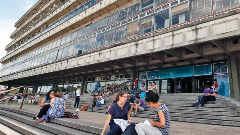 Cinco datos que desmienten el discurso oficial sobre las universidades públicas