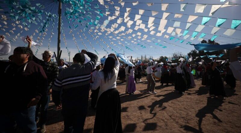 El festival del Pericón, la Velada de Gala, y los actos por el 25 de Mayo