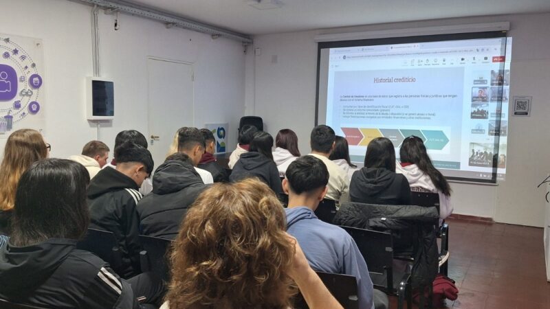 El punto digital sumó una capacitación de «Educación Financiera»