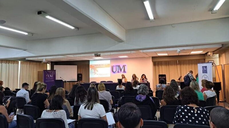 El municipio y la universidad de Mendoza trabajan para prevenir conflictos y fortalecer la convivencia escolar