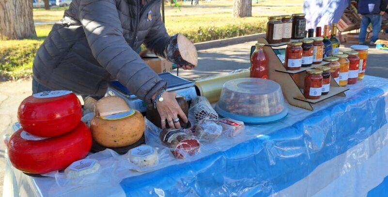 Este sábado las escuelas técnicas agropecuarias de San Rafael venderán sus productos en la Feria Franca