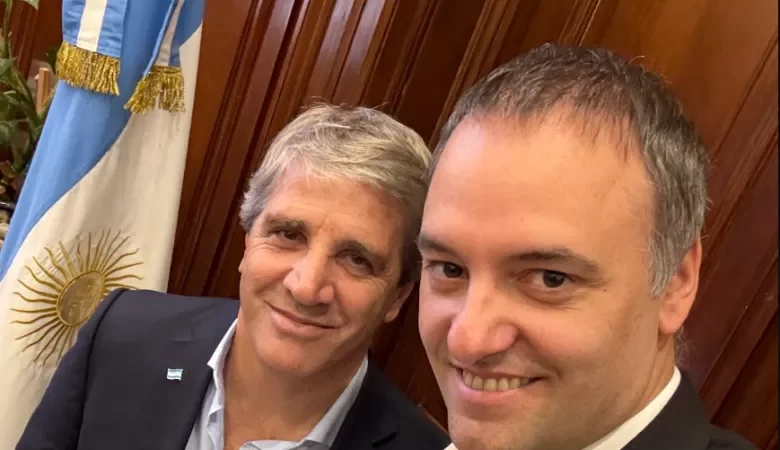 A pedido de la fiscalía, un órgano especializado de la Justicia acelera la revisión de los números de Manuel Adorni