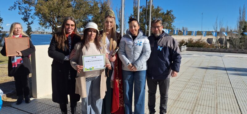 El Nihuil celebró su 53° aniversario con la visita de la reina nacional de la vendimia Azul Antolinez