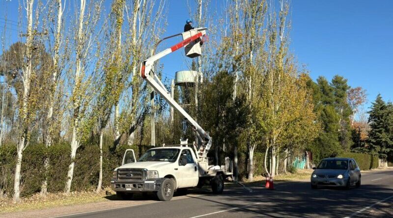 Nuevas luminarias Led en al acceso a la Villa 25 de Mayo