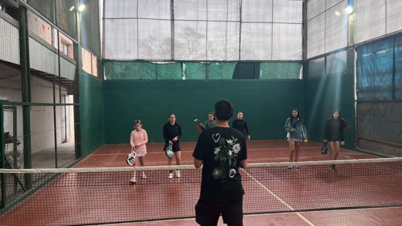 La escuela municipal de Pádel de San Rafael arrancó con todo
