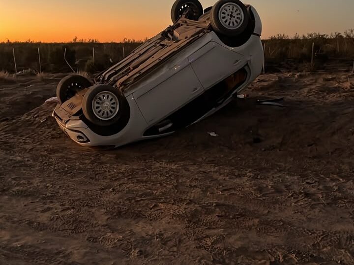 Tragedia en la Ruta 7, un hombre murió y tres personas resultaron heridas tras un vuelco