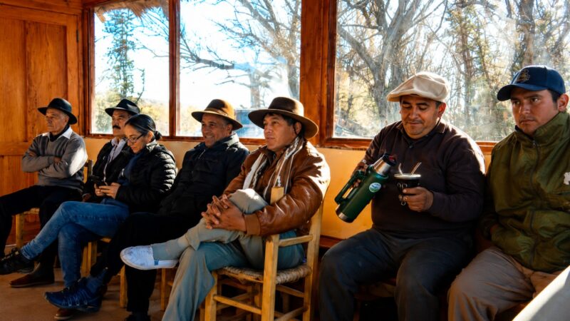 Los equipos de Defensa Civil y arraigo llegaron a Los Toldos con capacitaciones prevntivas por el invierno