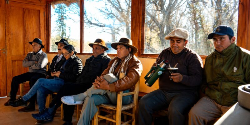 Los equipos de Defensa Civil y arraigo llegaron a Los Toldos con capacitaciones prevntivas por el invierno