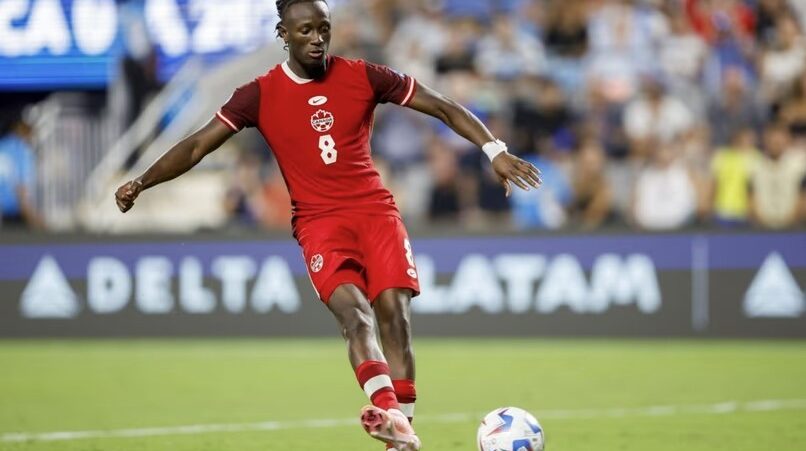 Dura lesión en el partido entre Canadá y Qatar