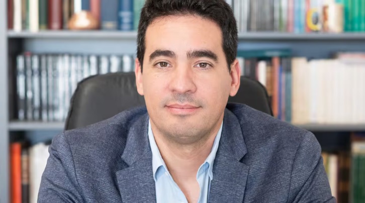 El Gobierno confirmó que Adrián Ravier será el nuevo vocero presidencial