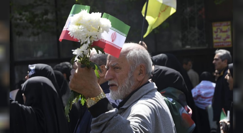 El canciller iraní rechazó haber entregado la soberanía del Líbano ante EE.UU.