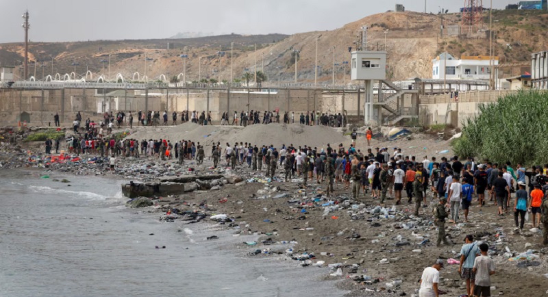 Crisis migratoria en Ceuta: más de 60.000 personas cruzaron desde Marruecos y ya hay 43 muertos