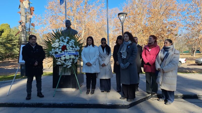 San Rafael homenajeó a Hipólito Yrigoyen y Juan Domingo Perón en un acto de encuentro democrático
