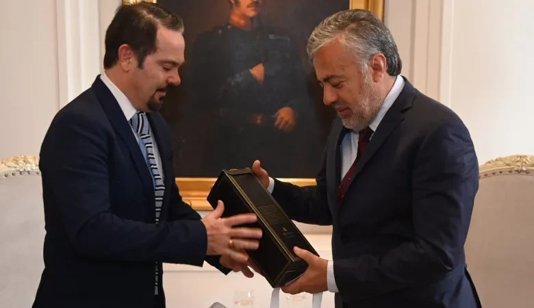 En una carta al embajador francés, Cornejo desligó a Mendoza de los dichos de Casado