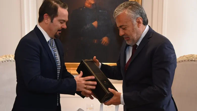 En una carta al embajador francés, Cornejo desligó a Mendoza de los dichos de Casado