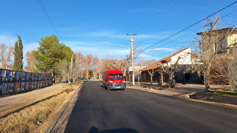 Ya se asfaltan las calles del barrio TAC