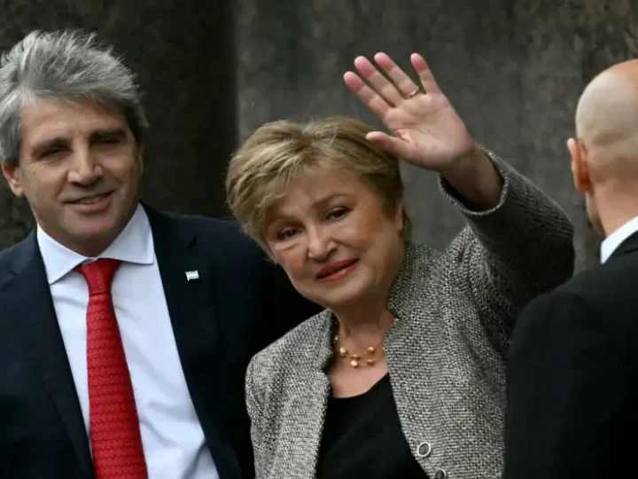El FMI llega a la Argentina para la tercera revisión del programa en la previa de un vencimiento de deuda