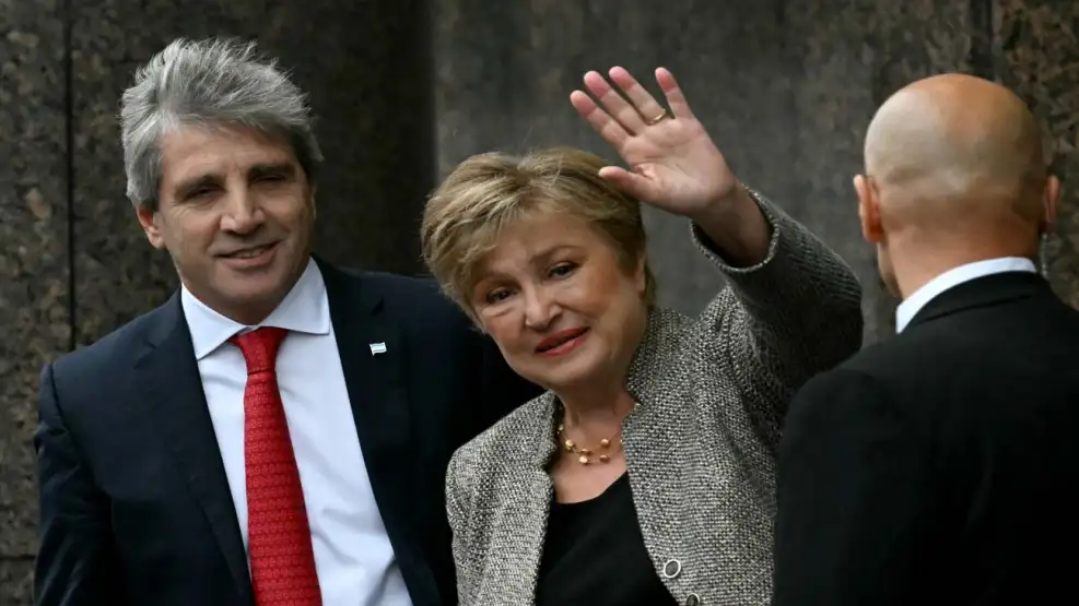 Kristalina Georgieva visita un pozo clave de Vaca Muerta y la recibe Horacio Marín, presidente de YPF