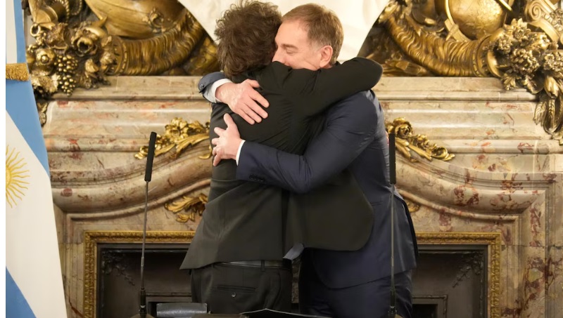 Fin al presidente antisistema: Milei ya tiene su “casta” y se aferra al dogma económico
