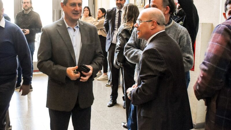 El intendente Omar Félix acompañó la asunción de las nuevas autoridades de la facultad de Ciencias Aplicadas a la Industria