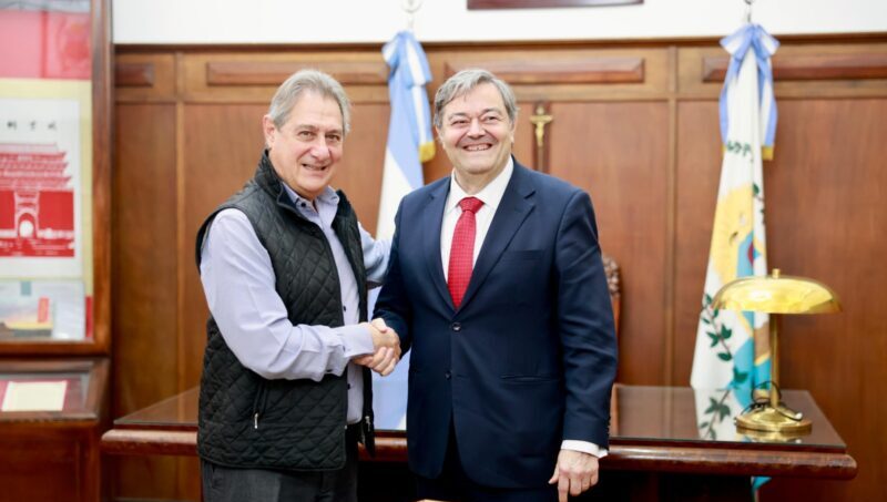 El intendente Omar Félix recibió al nuevo Cónsul general de España en Mendoza