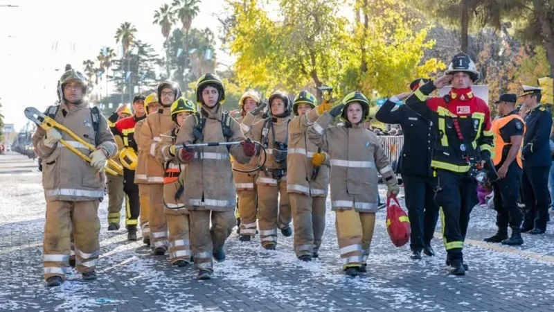 Bomberos voluntarios harán un abrazo solidario frente a Casa de Gobierno para reclamar recursos y derechos