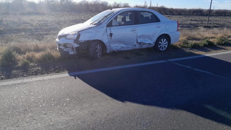 Dos conductores resultaron con lesiones tras un accidente vial en Real del Padre
