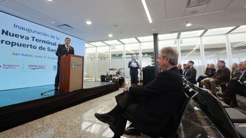 Félix y la ampliación del aeropuerto: «Hace años gestionamos las obras y vamos a seguir trabajando para que sea internacional»