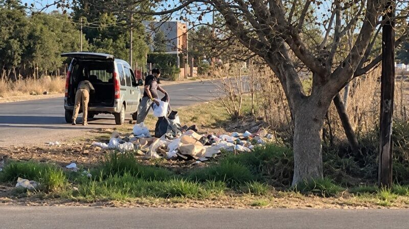 Más denuncias y multas a personas que arrojan basura en la vía pública