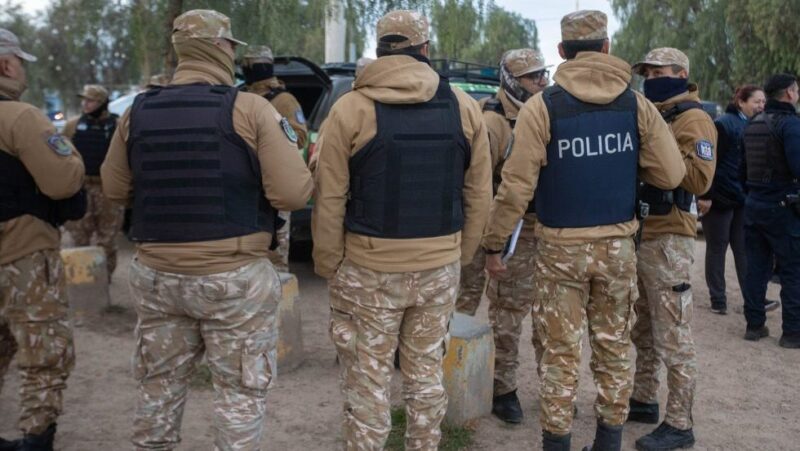 La Policía decomisó más de 35 kilos de productos cárnicos y secuestró un arma durante un operativo contra el abigeato