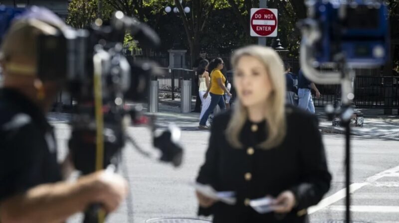 CNN, MSNBC y Politico demandarán al Gobierno de Trump por haber vetado su acceso a la Casa Blanca