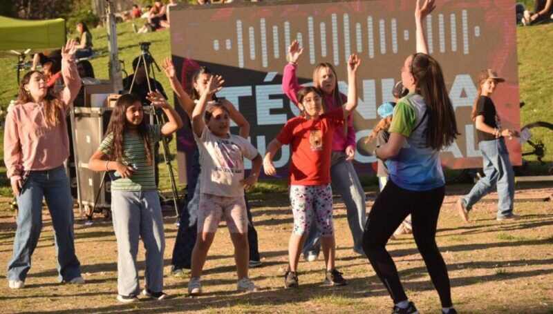 El programa «Recreo» sale de recorrida por los barrios