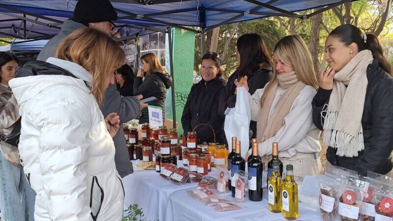 La escuela Iaccarini llevará su producción artesanal y su reconocido Syrah a la Feria Franca