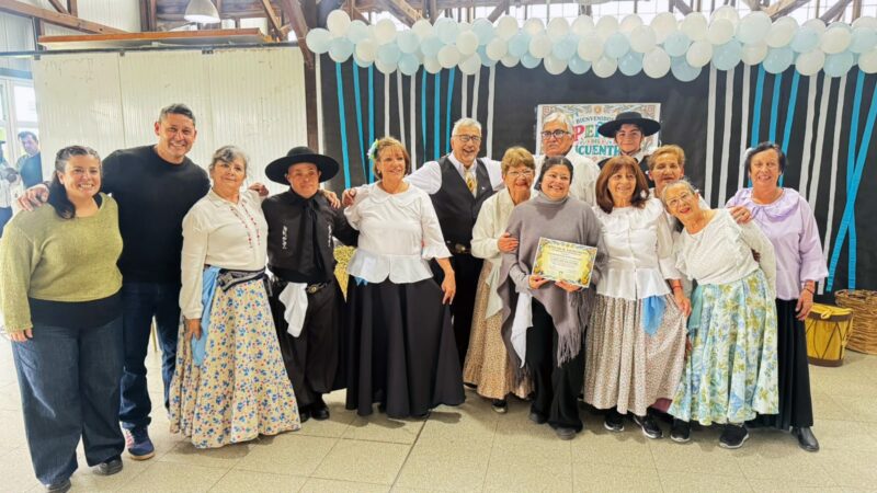 A sala llena, el CIU vive el mes de la inclusión con la «Peña del Encuentro»