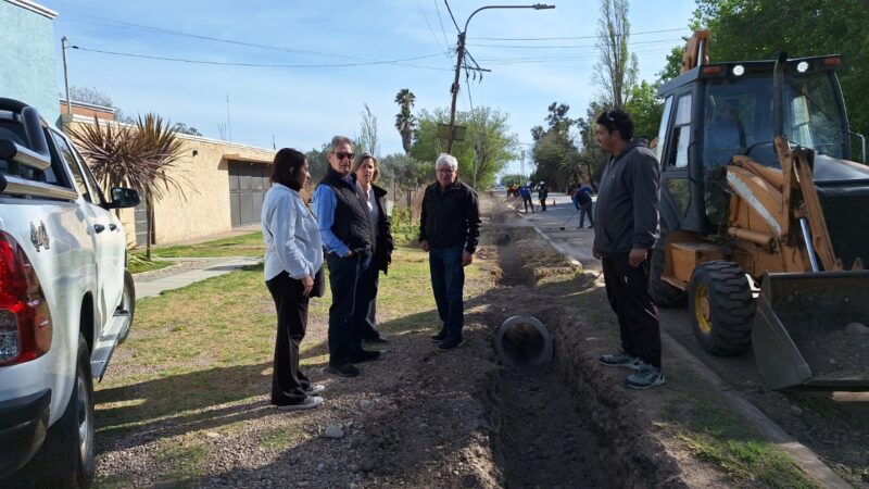 El municipio realiza desagüe en calle Sueta, tareas de prevención ante el súper niño y más controles en loteos