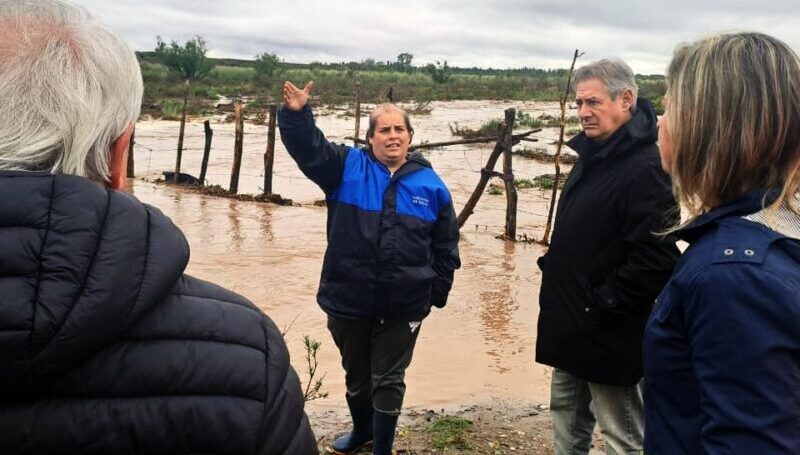 Desborde del Diamante: el municipio brinda asistencia a evacuados en Los Coroneles y La Cañadita