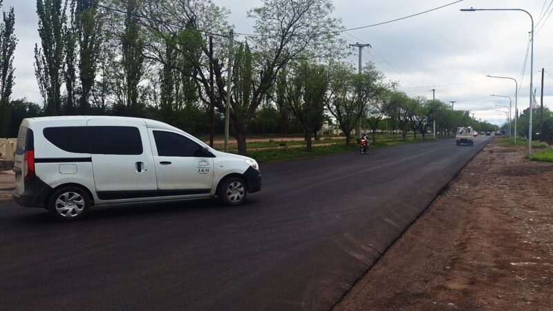 Ya está habilitado el nuevo asfalto y ensanche en avenida Rawson