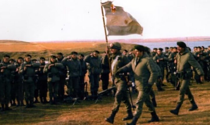 36 soldados, 12 horas de combate y siete muertos: el infierno de Pradera del Ganso