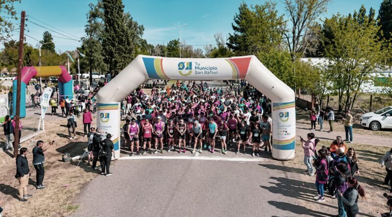 Con récord de 400 participantes, Jaime Prats vivió una multitudinaria carrera solidaria