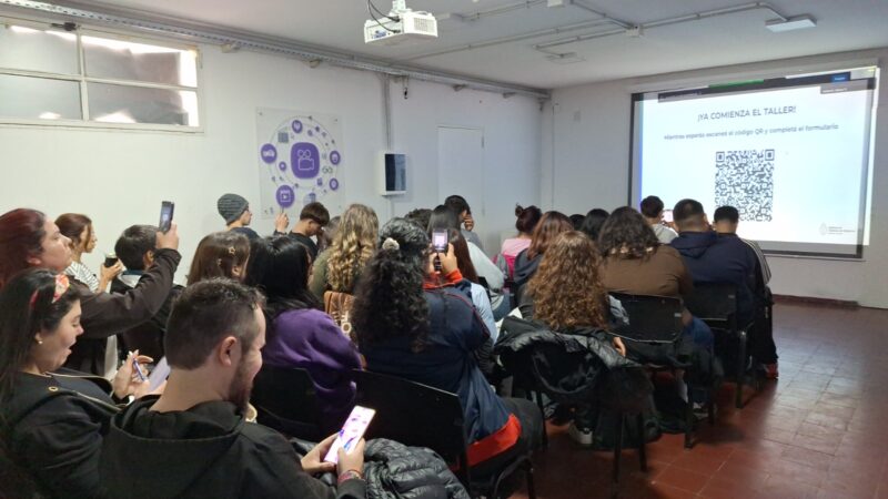 Continúan las capacitaciones y talleres en el Punto Digital