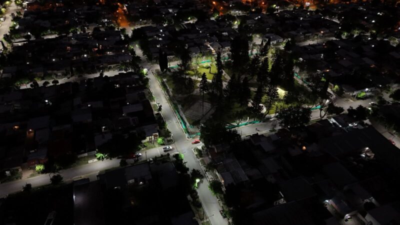 Ya funcionan más de 130 luces nuevas Led en ciudad y ahora se avanza en Cañada Seca y Atuel Norte